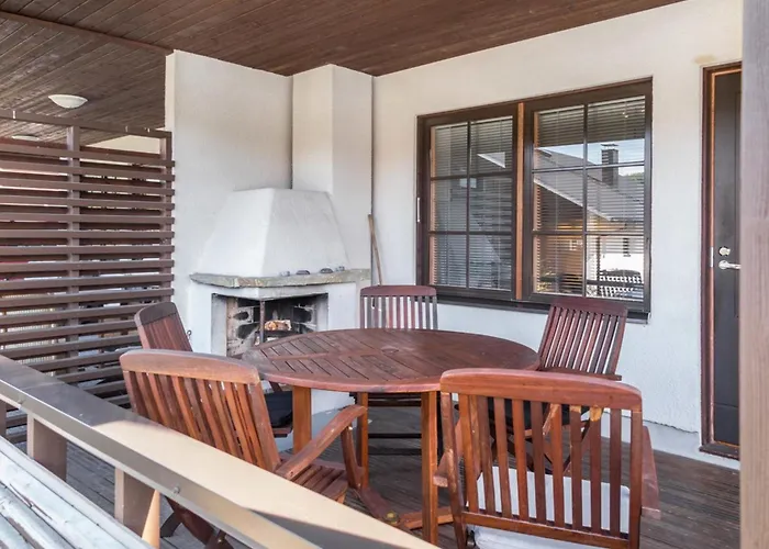 Semesterbostad 4seasons 2 By Interhome *